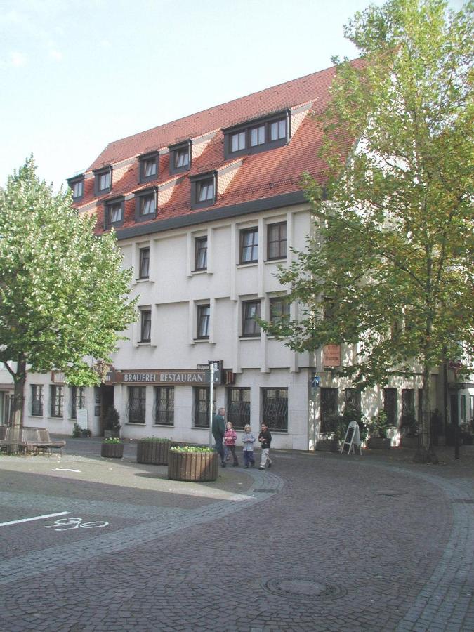 Hotel Und Restaurant Lamm Giengen an der Brenz Exteriör bild
