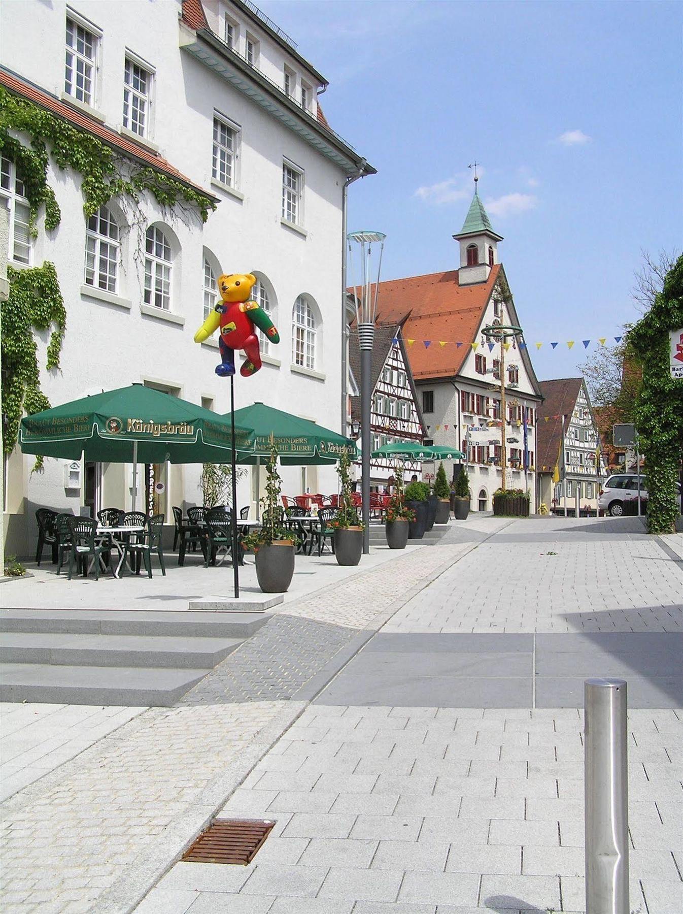 Hotel Und Restaurant Lamm Giengen an der Brenz Exteriör bild